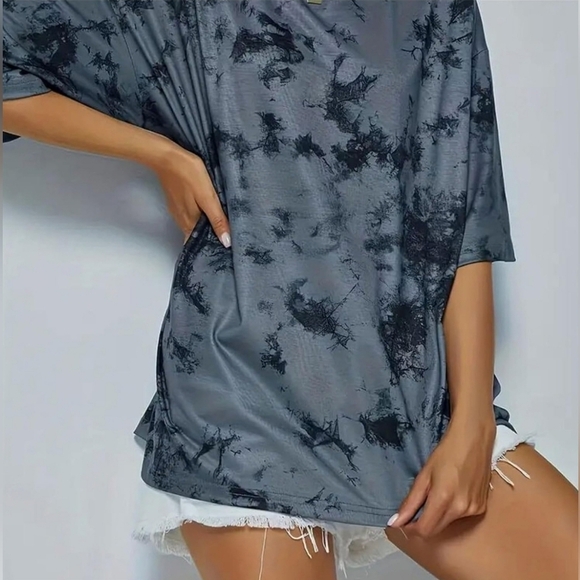 Women's Black and Gray Tie-Dye Casual Oversized T-Shirt Size Medium - Picture 6 of 16